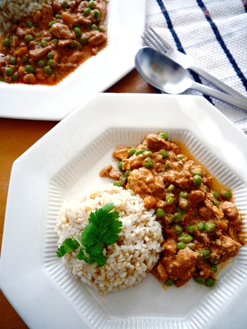 Easy Crockpot Thai Chicken Curry