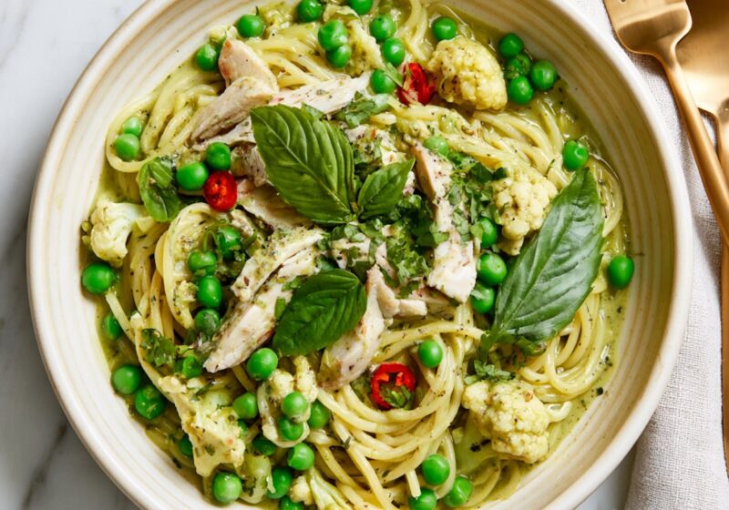 thai green curry spaghetti plated