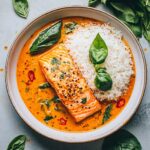 chu chee salmon curry | thai-foodie.com