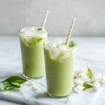 thai-milk-green-tea-two-glasses